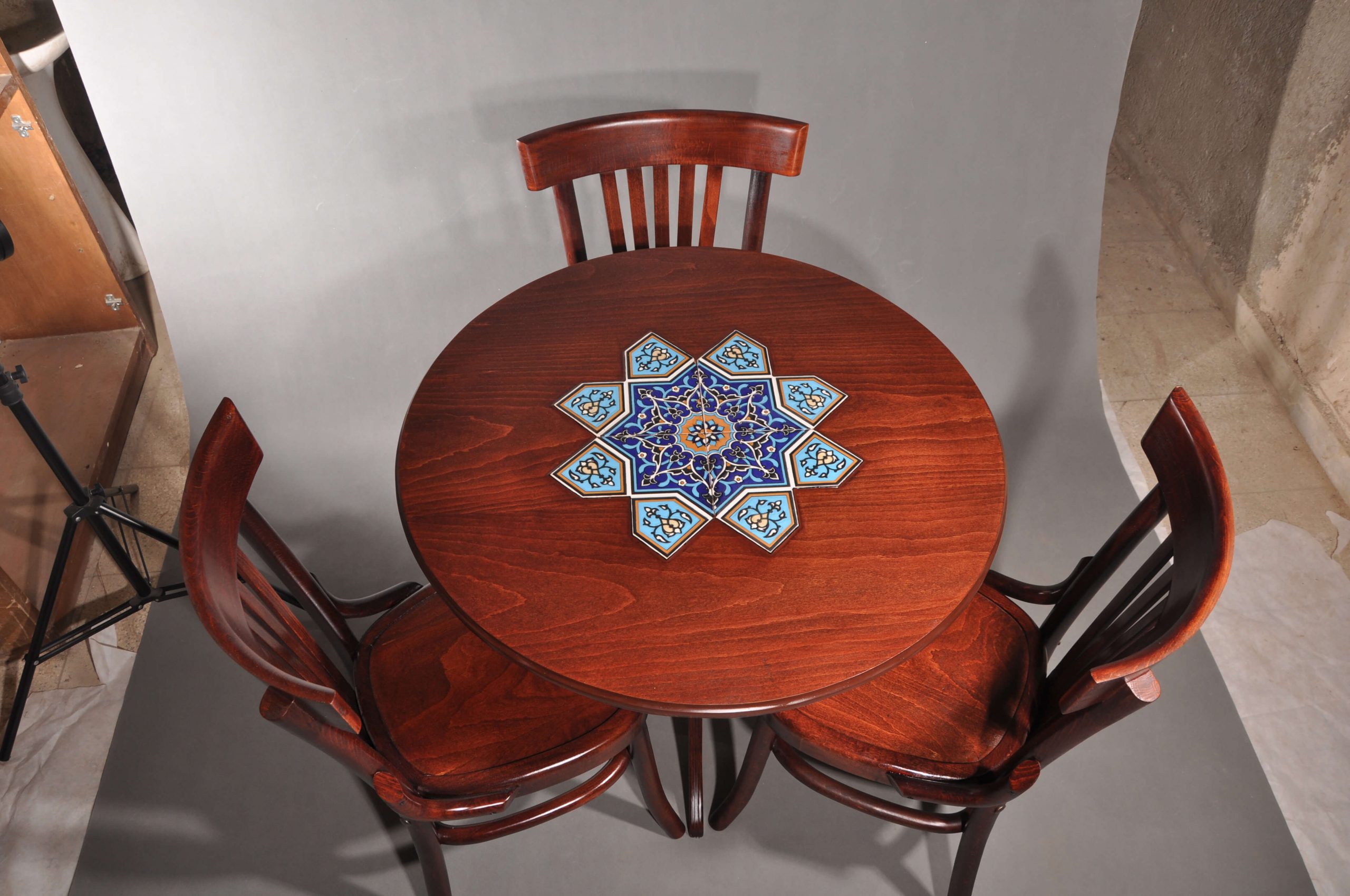 hendesi desk and chair round polish 0 scaled - ست میز و صندلی گرد سه نفره -  - pub-tables-bistro-sets, pub-table-bistro-sets