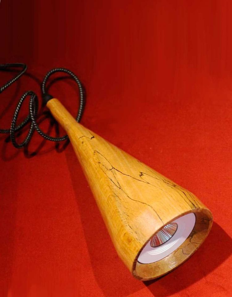 چراغ آویزچوبی انگاره مدل آسا یک