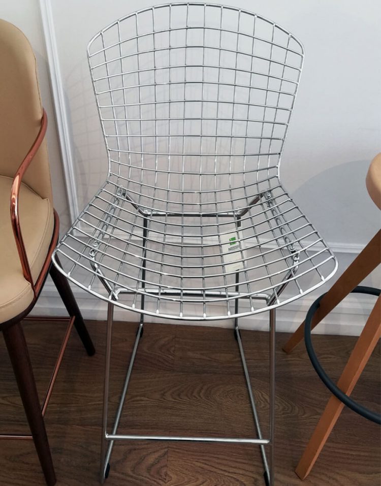 صندلی فلزی برتویا