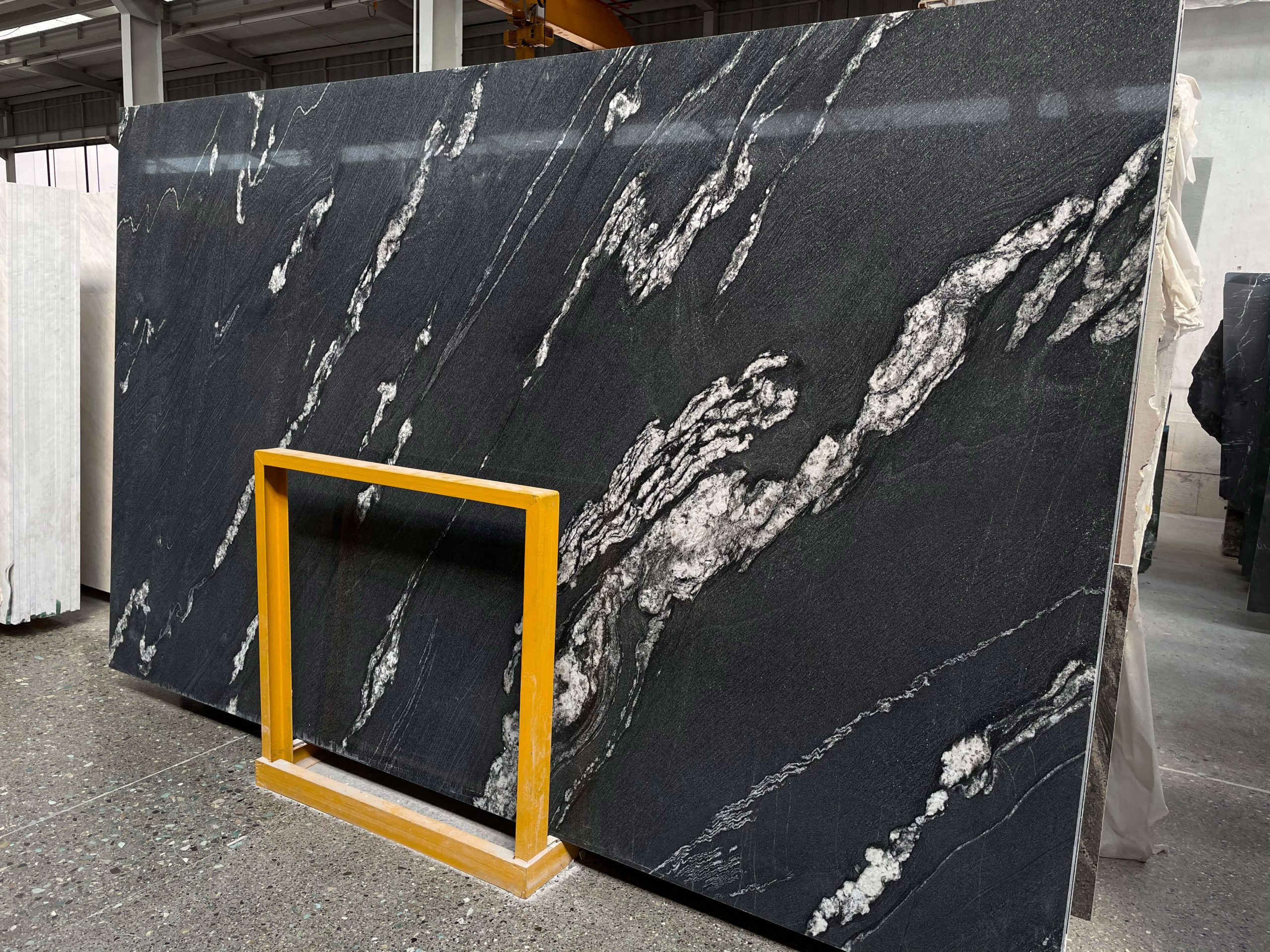 altuntash ice black granite slab stone 0 scaled - سنگ اسلب گرانیت آیس بلک -  - granite-tile