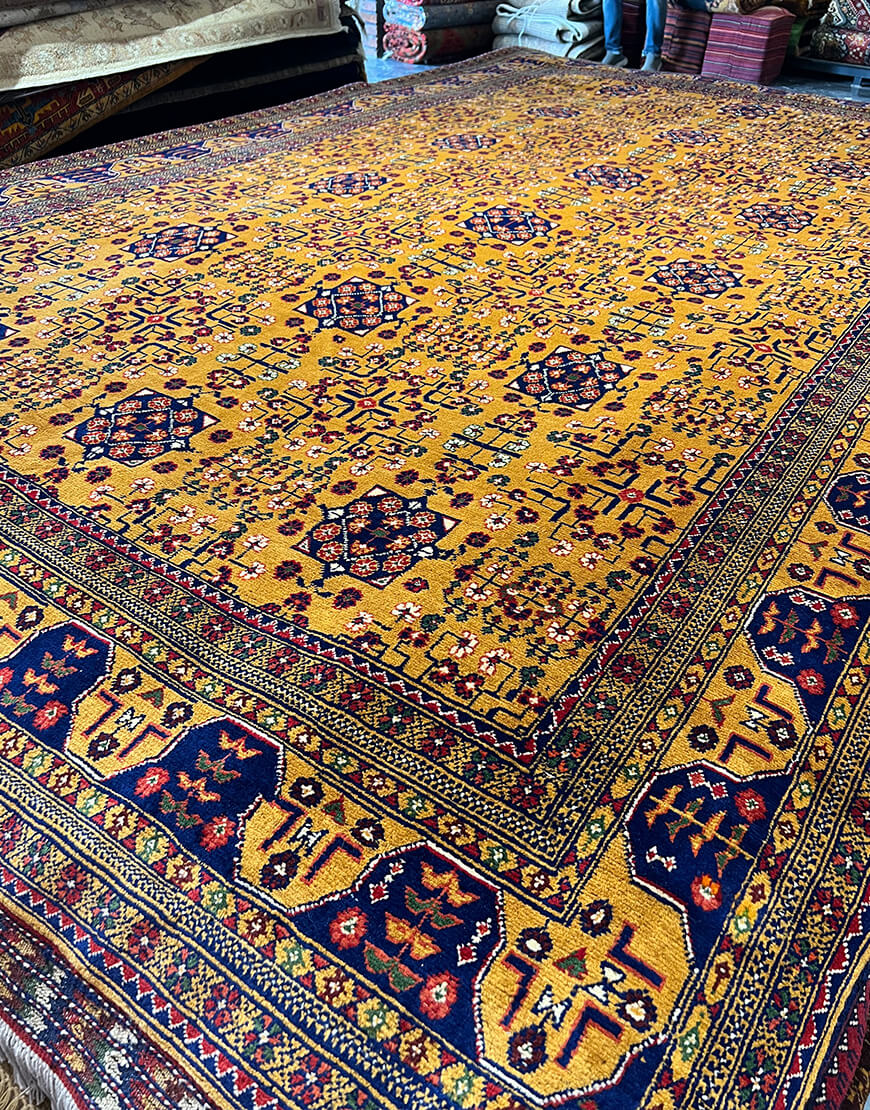 فرش دستباف طلایی نقش خان محمدی کد 119