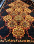 فرش دستباف مشکی نقش گلدانی کد 141