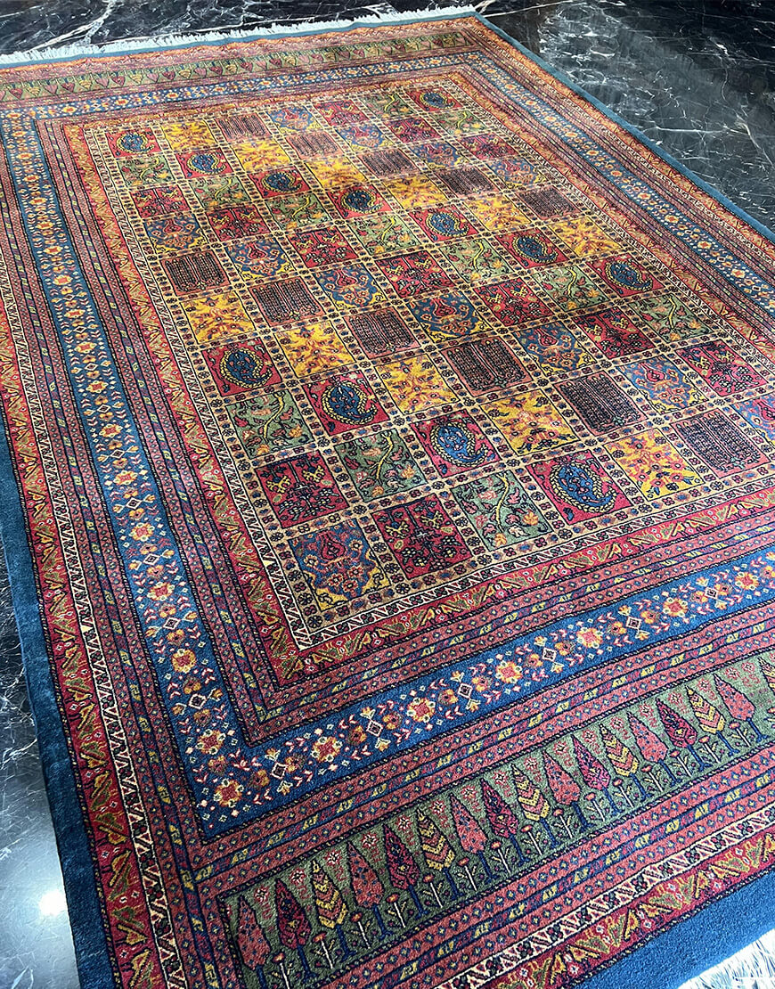 blue ghashghayi kheshti handwoven carpet code162 1 - فرش دستباف زمینه آبی نقش قشقایی طرح خشتی کد 162
