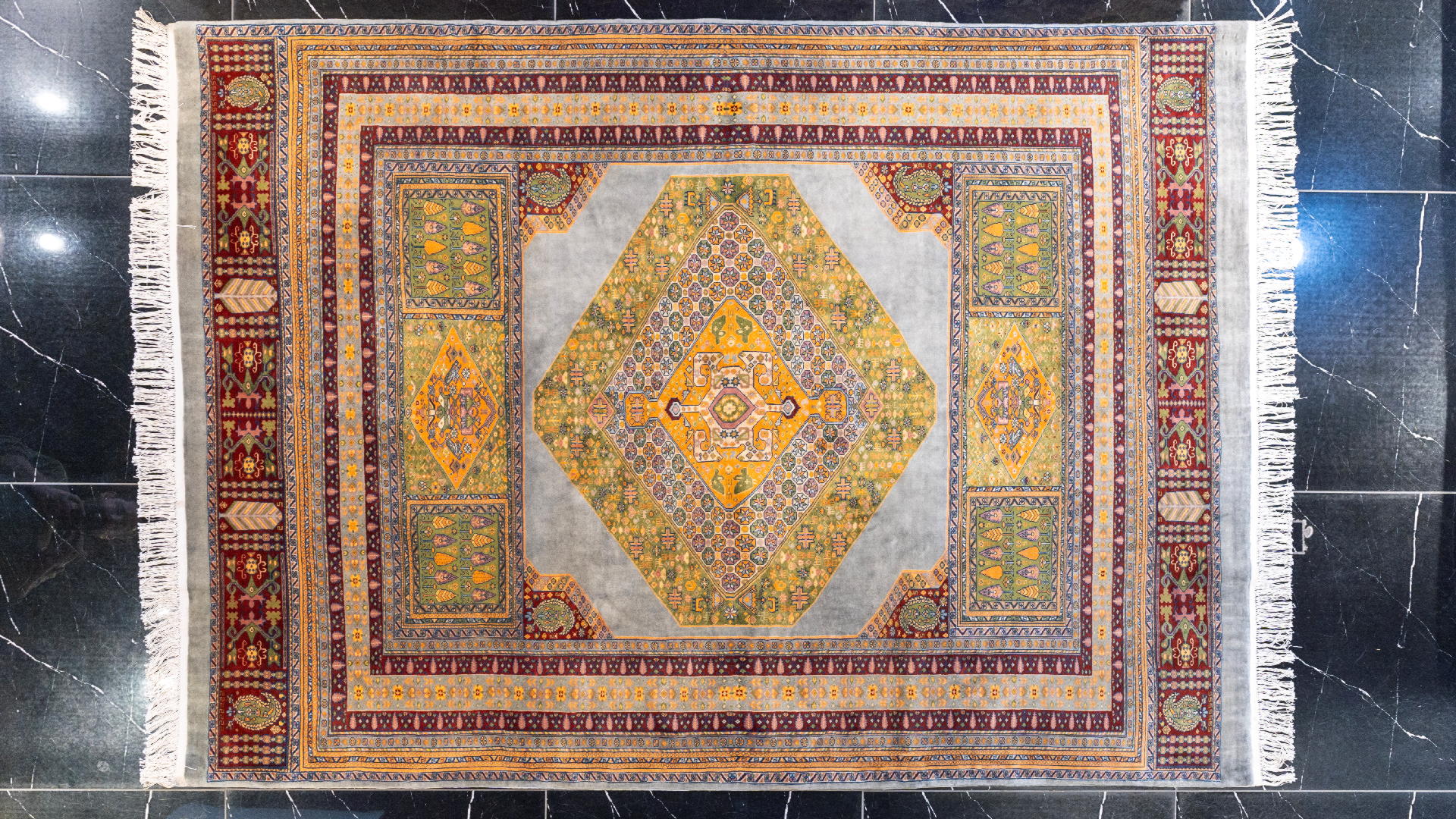 handmade persian carpet code100123 0 - فرش دستباف قشقایی نقشه گردون مهر کد 100123 -  - area-rugs