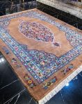 فرش دستباف قشقایی نقشه کف ساده هزارگل کد 38995