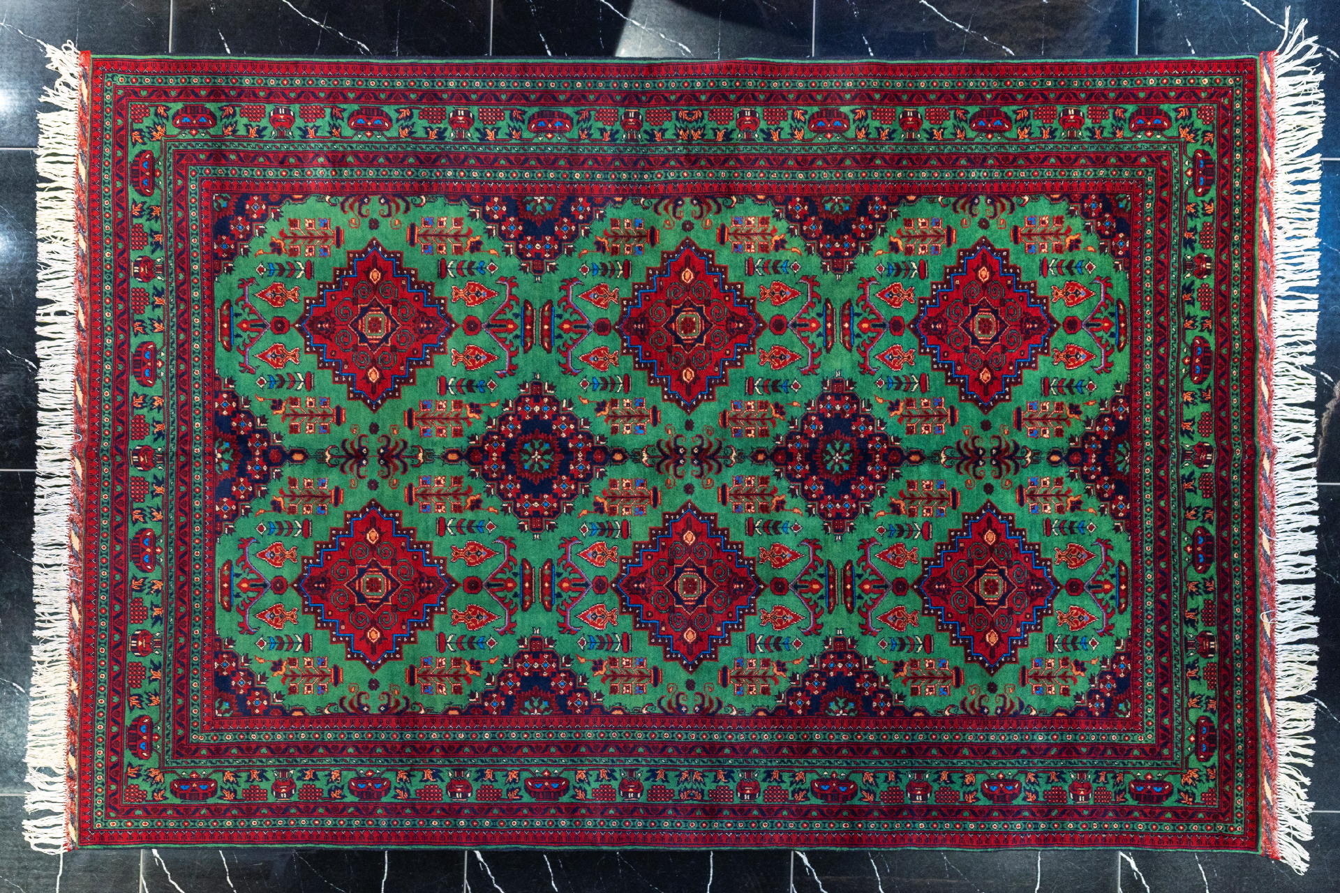 handmade persian carpet code39079 0 - فرش دستباف نقشه شش ترنج کرک براق زمینه سبز و لاکی کد 39079 -  - area-rugs