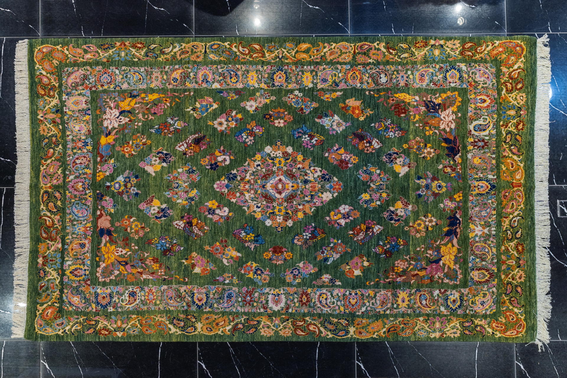 handmade persian carpet code39197 0 - فرش دستباف قشقایی نقشه دسته گل لوزی کد 39197 -  - area-rugs